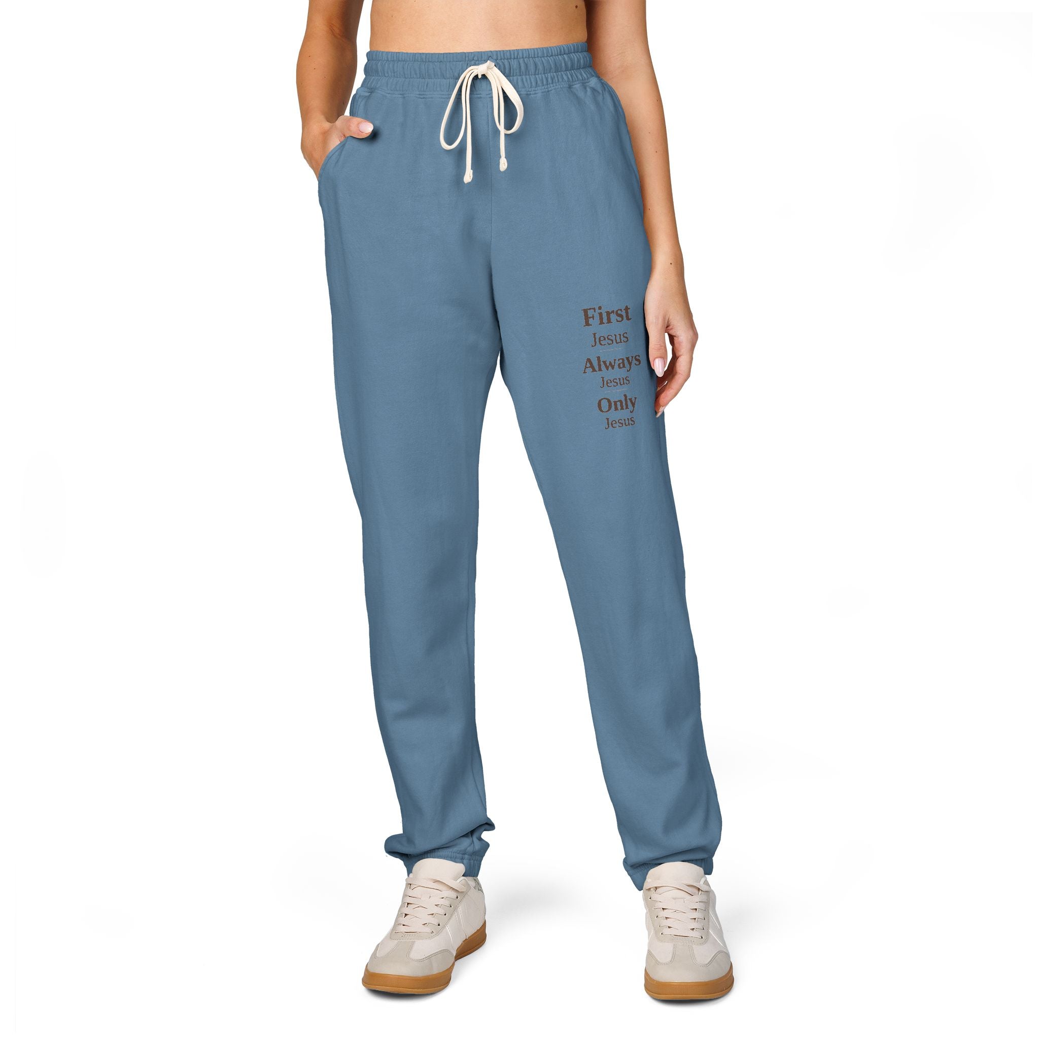 Cozy 'Best Mom Ever' Garment-Dyed Fleece Sweatpants – Soft Lounge Joggers
